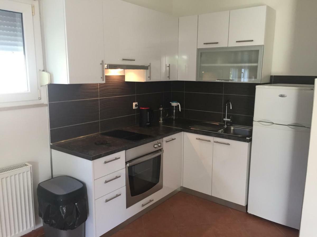 Ana'S Apartments Petrcane Ngoại thất bức ảnh